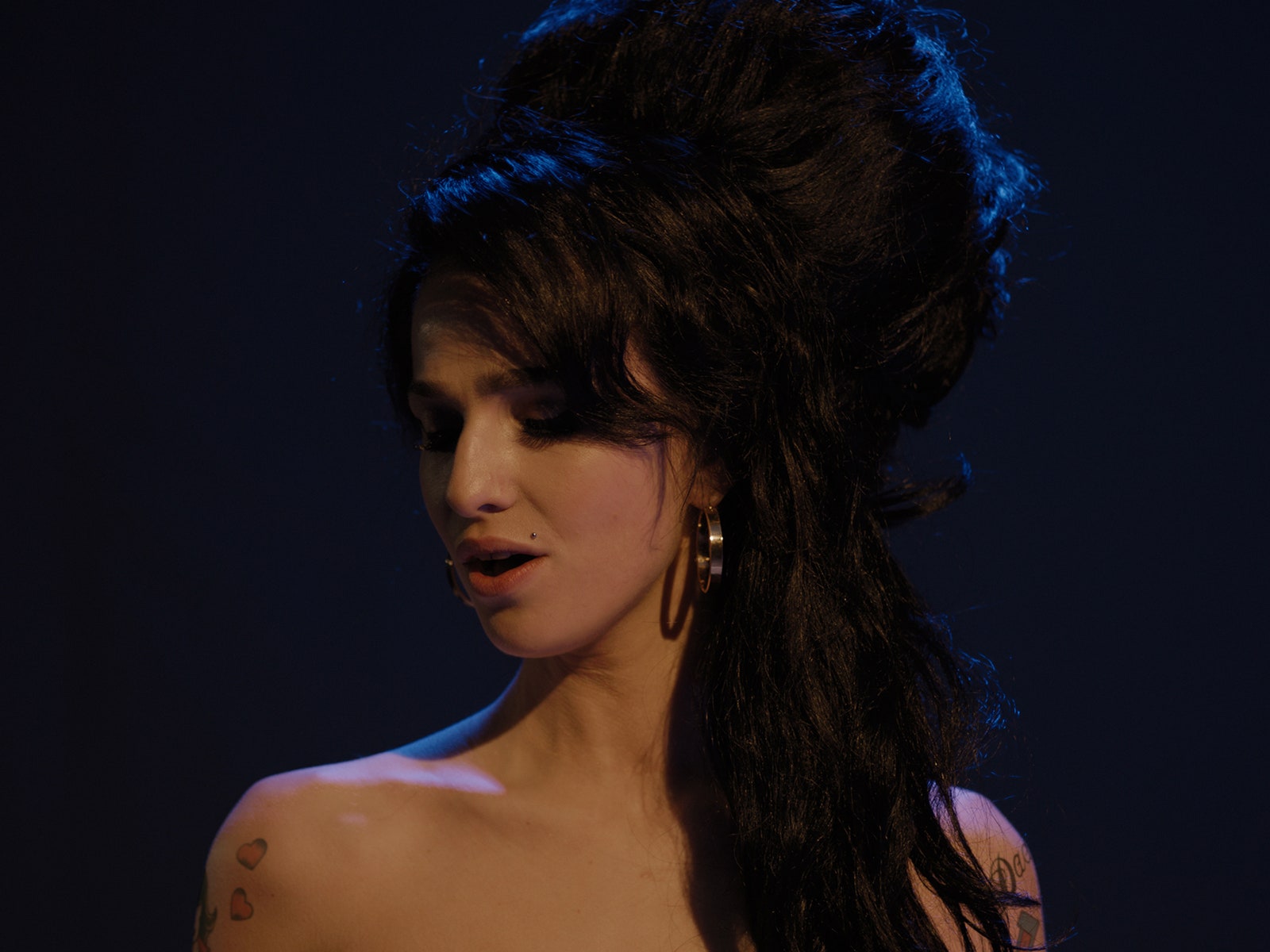 The Back To Black trailer reveals the first look at the Amy Winehouse biopic