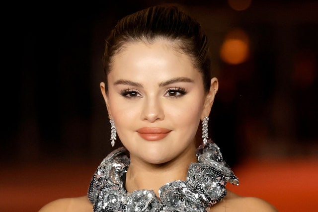 Selena Gomez already ditched her extra-long hair and chunky highlights